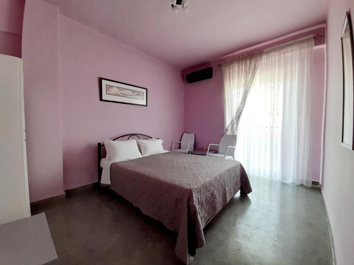 Villa California Паралия Дионисиу Екстериор снимка