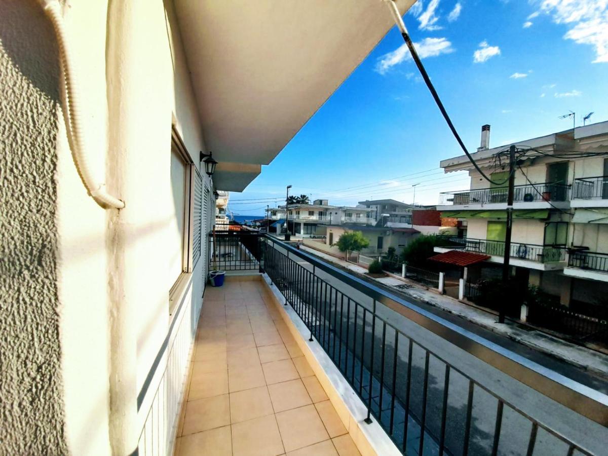 Villa California Паралия Дионисиу Екстериор снимка