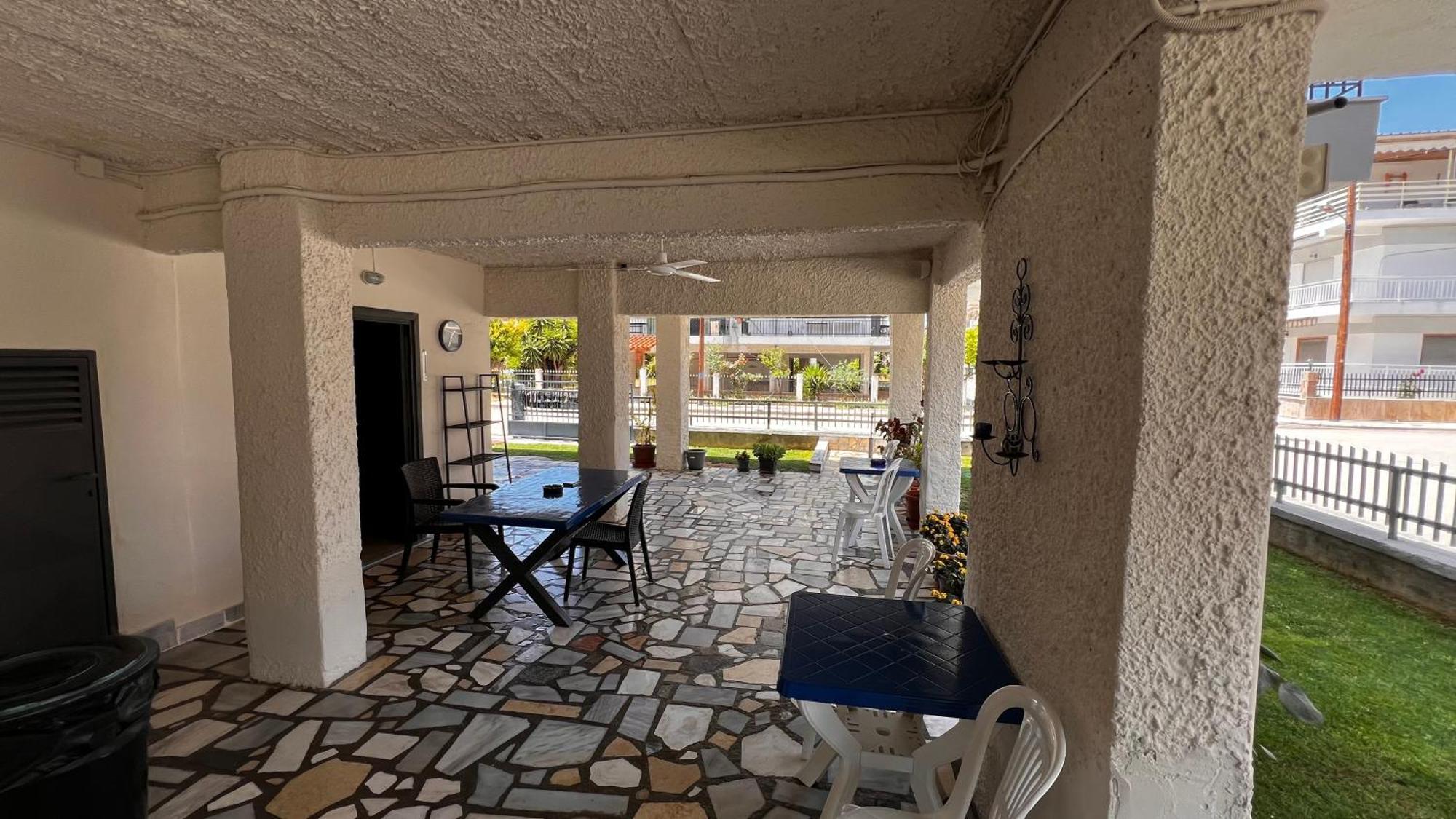 Villa California Паралия Дионисиу Екстериор снимка